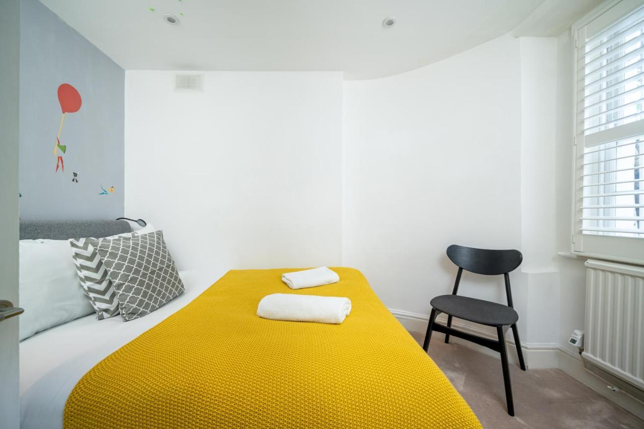 Sleek Flat With Communal Courtyard 런던 외부 사진
